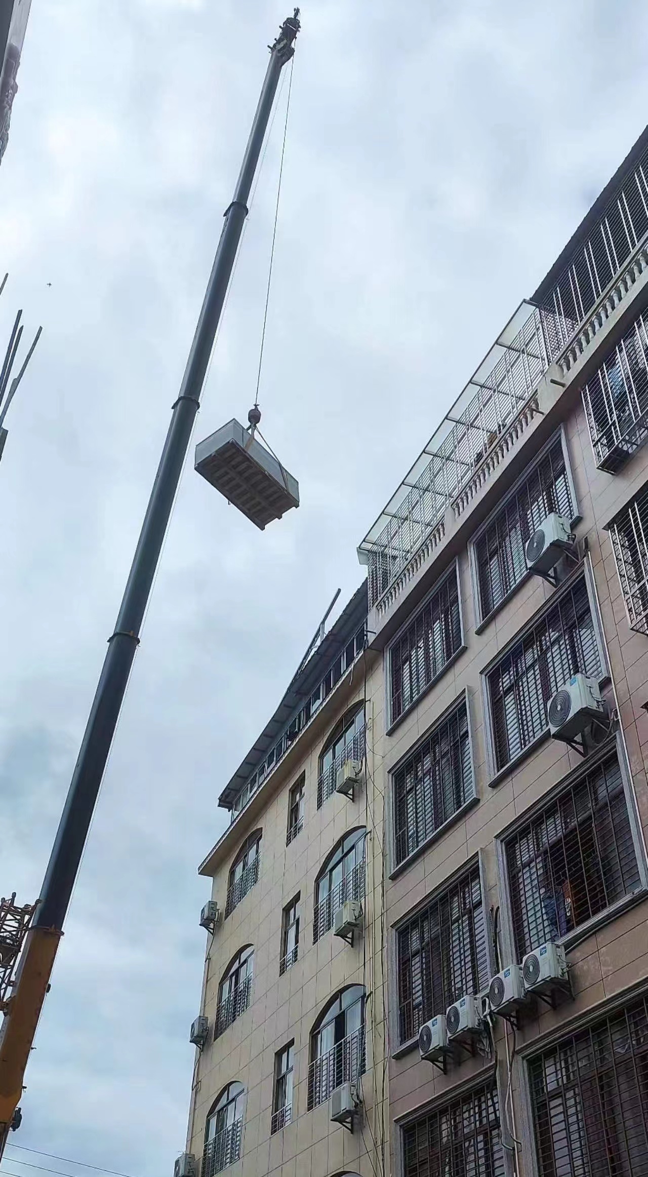 渭南市大件设备吊装租吊机