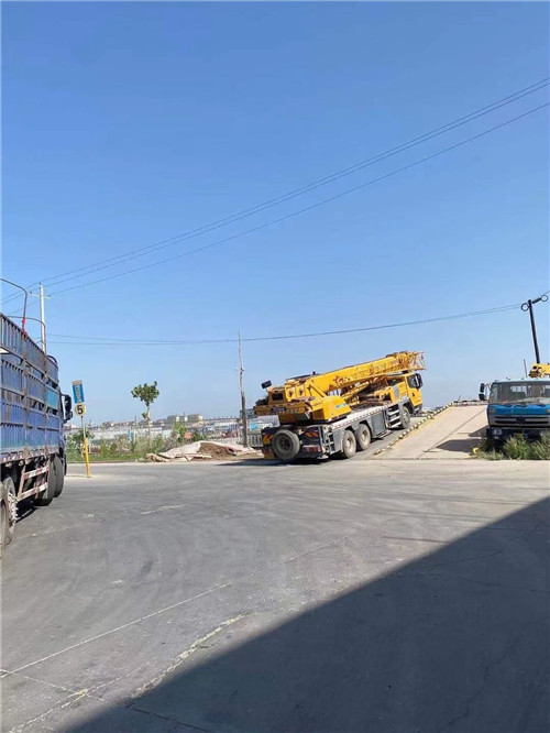 渭南市25吨吊车的租赁价格大概是多少？